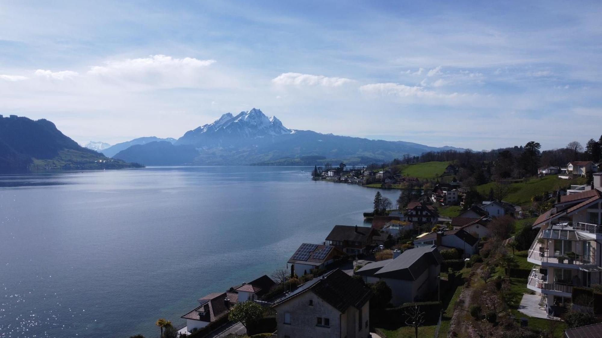 Swiss Paradise Weggis Exteriör bild