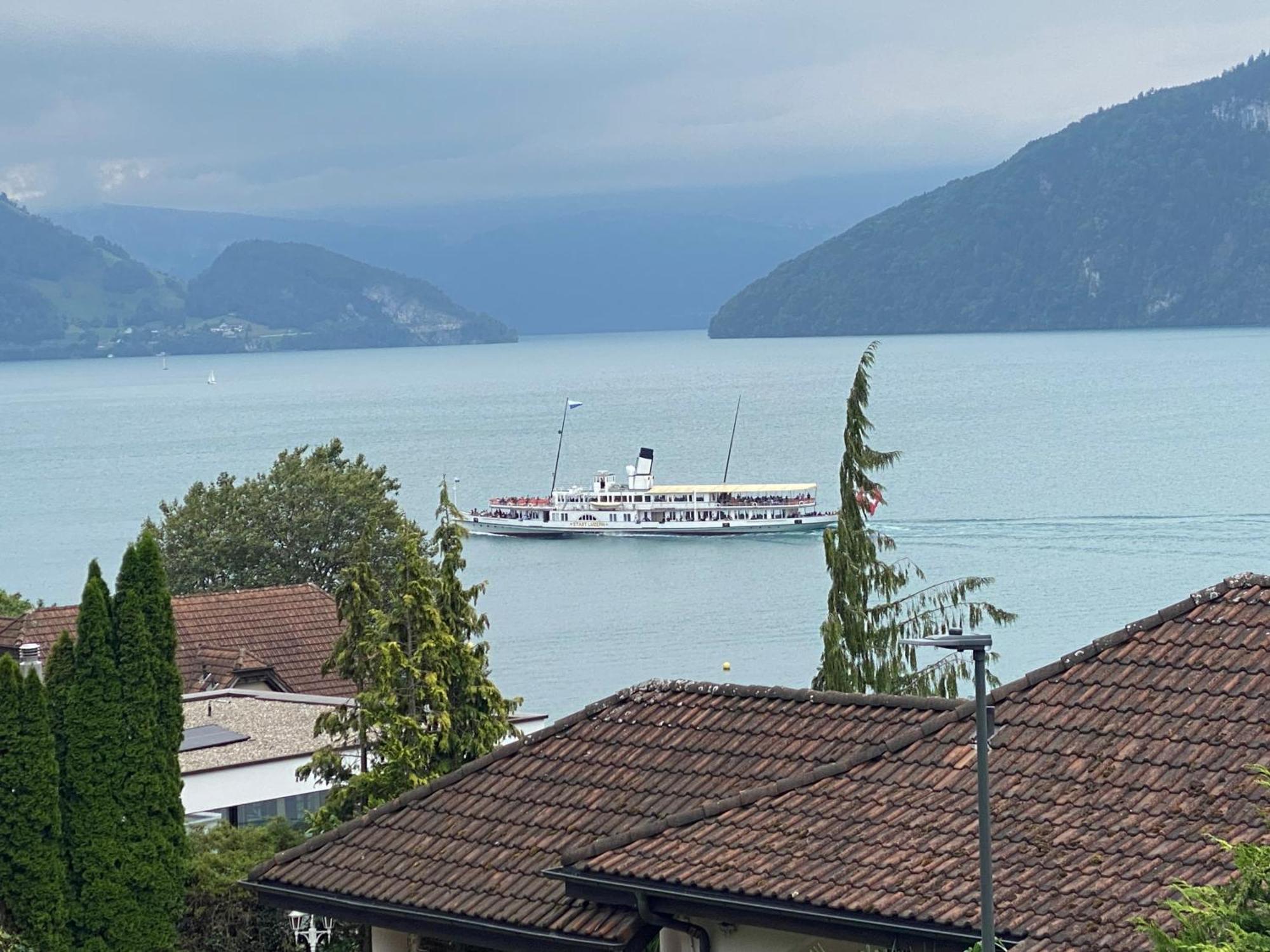 Swiss Paradise Weggis Exteriör bild